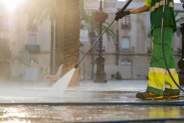 Why Choose Our Certified Pressure Washing Experts for Your Project Needs in Perry, LA?